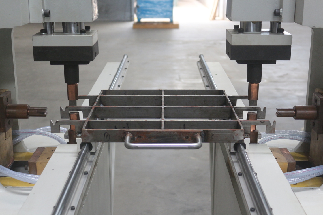 CO2 Magnet Welding Wire Machine Type T Butt Welding System voor Welding Wire