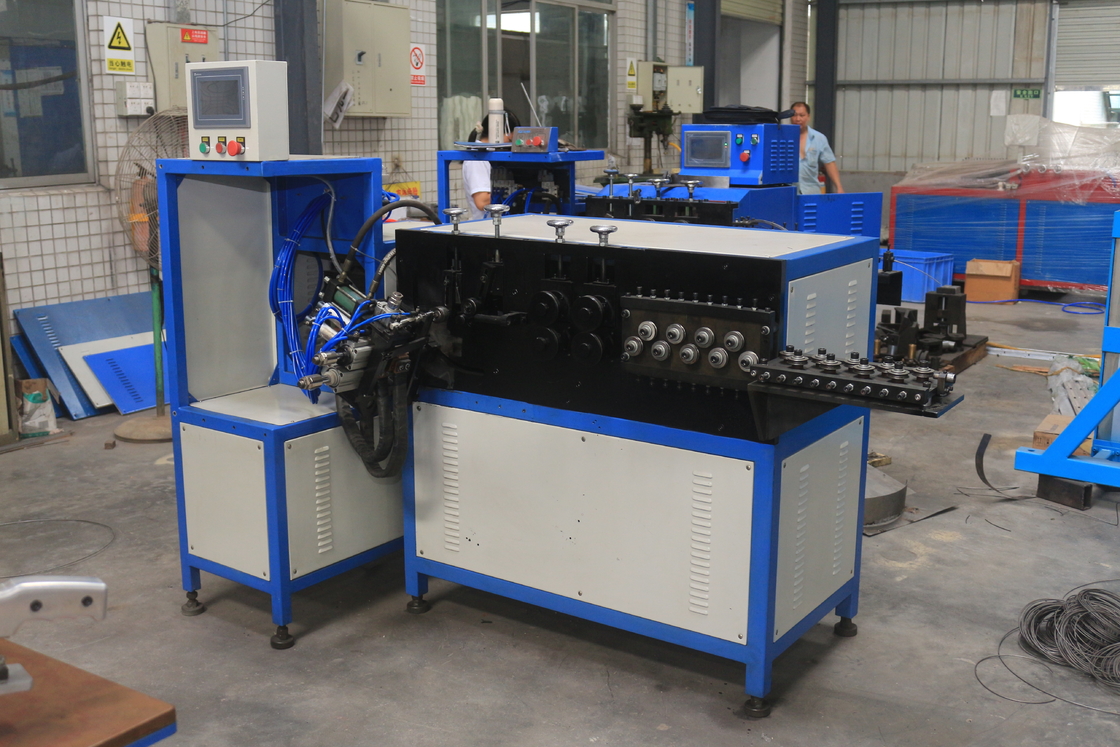 Drie secties Butt Welding System Gebruikt 220V om 0,8-1,2mm te lassen Maak een cirkelvormige installatie