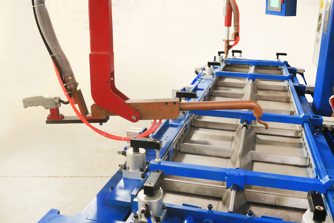 HWASHI Flexible Crank Arm Metal Sheet Door Panel Type C Crank Arm Table Spot Welding Machine Sheet Metal Spot Welder