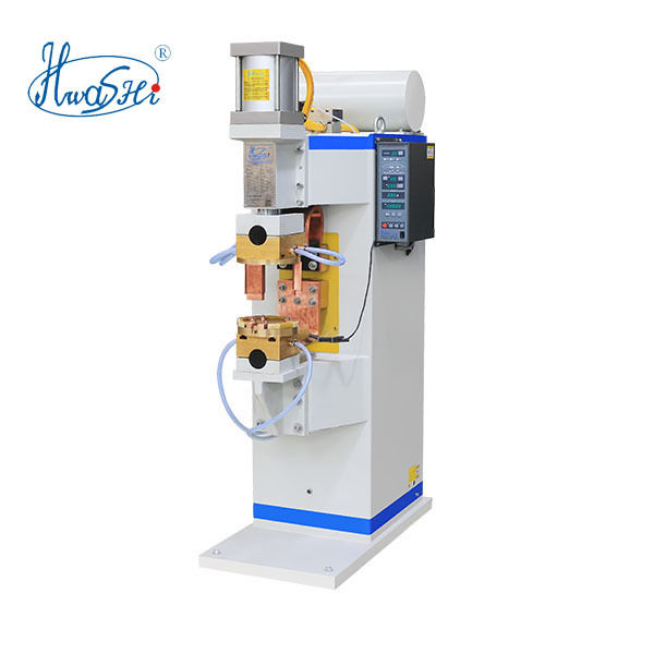 Automatische hoge precisie pneumatische puntlasmachine Digitale CNC-controller Industriële plaatwerkproductie